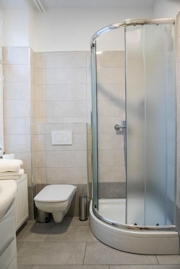 Jantar Apartmaji Ново-Место Экстерьер фото