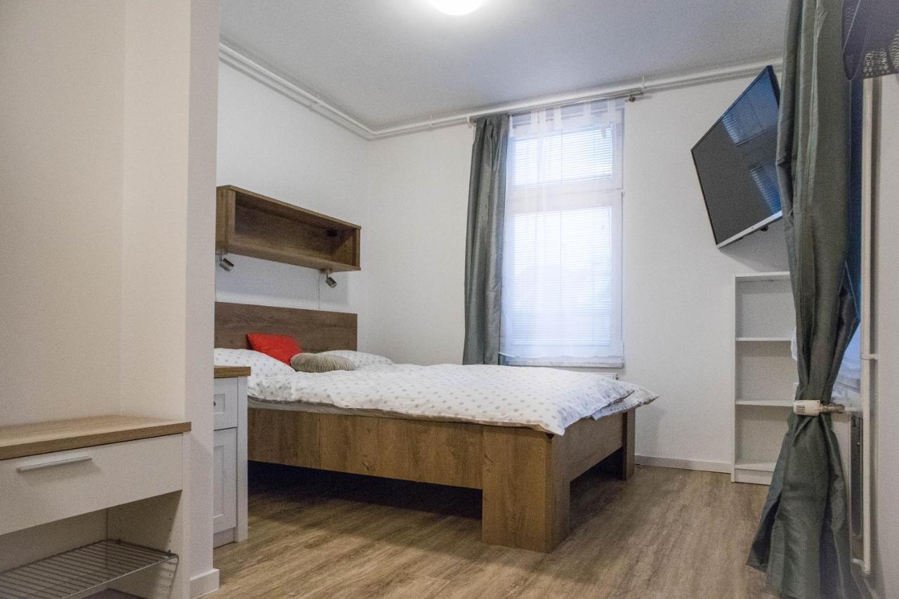 Jantar Apartmaji Ново-Место Экстерьер фото