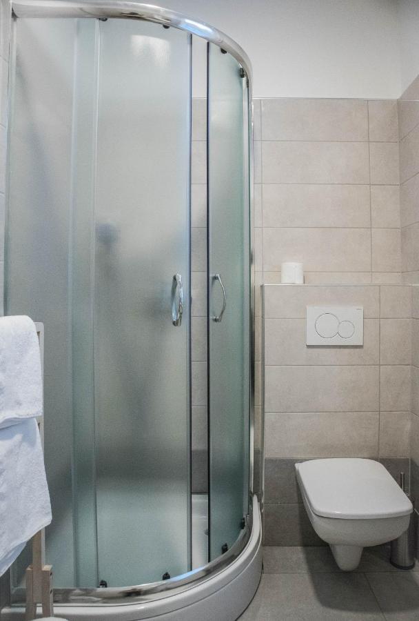 Jantar Apartmaji Ново-Место Экстерьер фото
